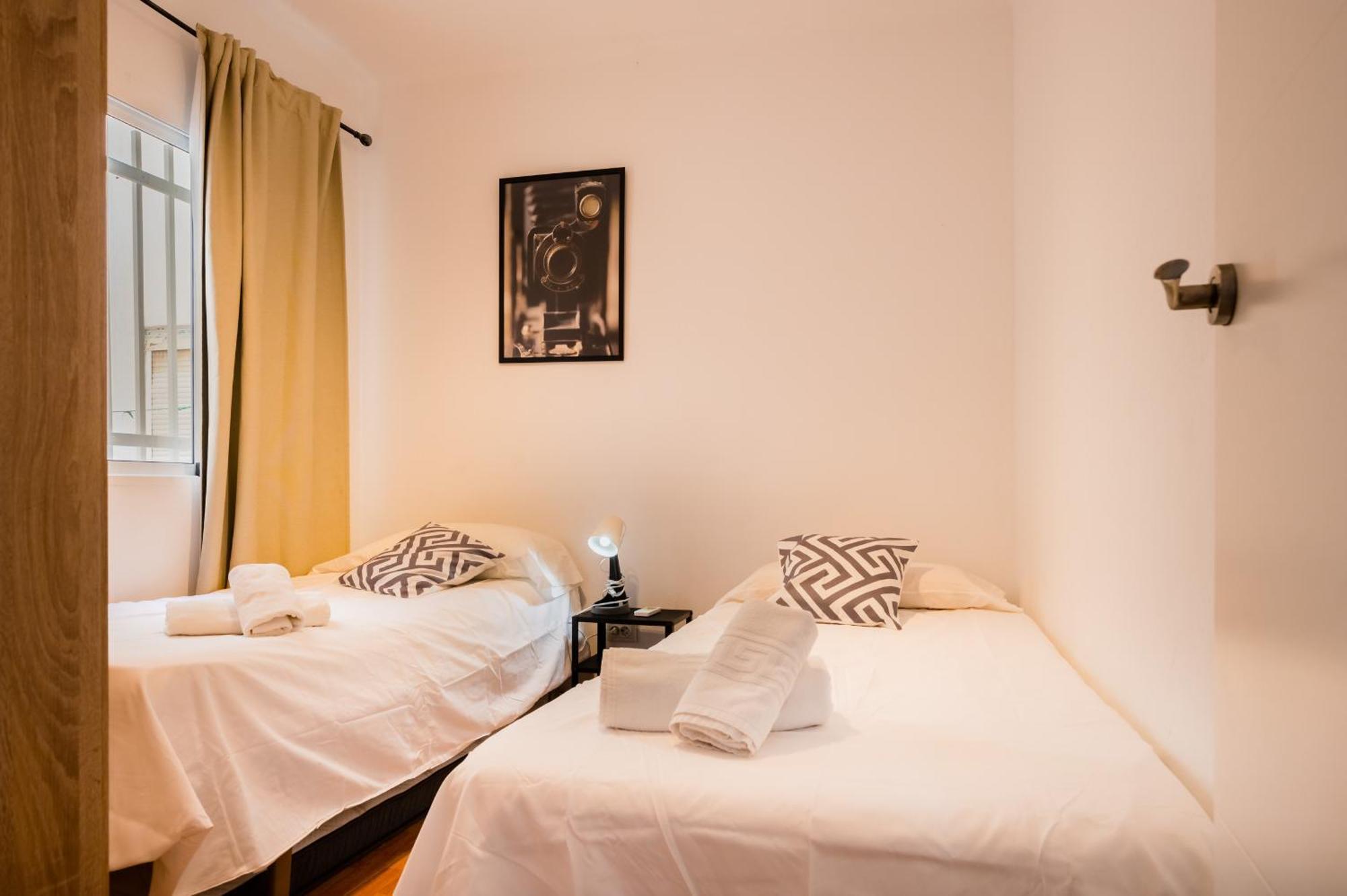 Cerca Del Centro Y Estacion De Tren,parking Privado Gratis, Bicis Gratis Apartamento